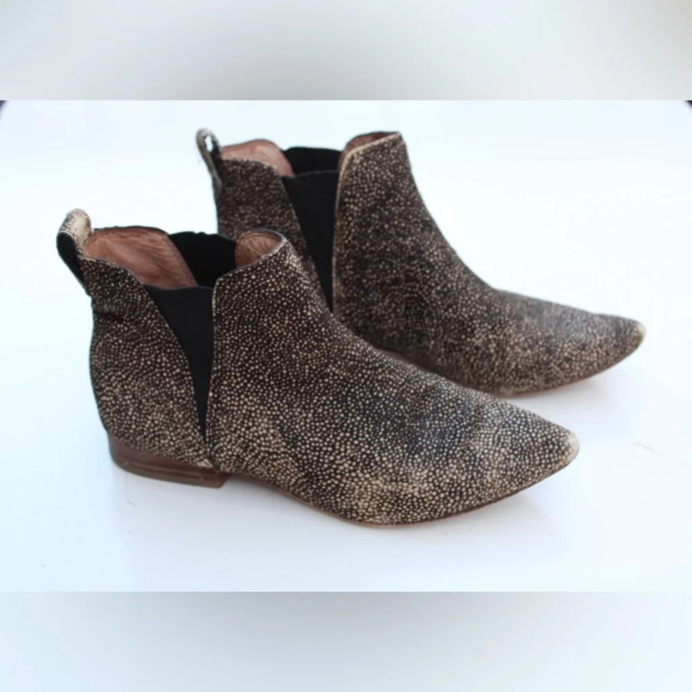 Madewell Chelsea boots